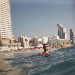 Meet your Posher, Eli